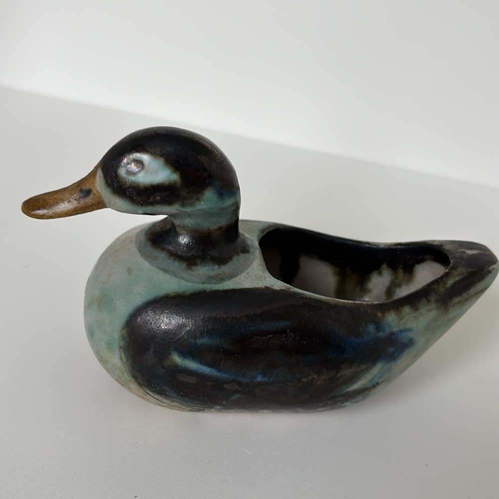 Small Vintage Duck Pottery Planter or Votive Holder - Picture 4 of 4